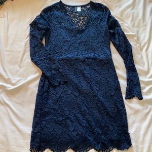 Blue lace scalloped dress